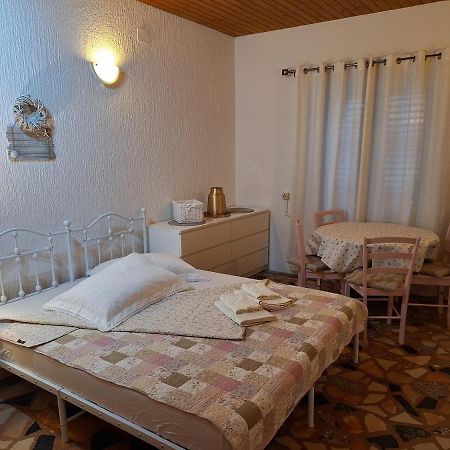 Studio Apartman Подгора Экстерьер фото
